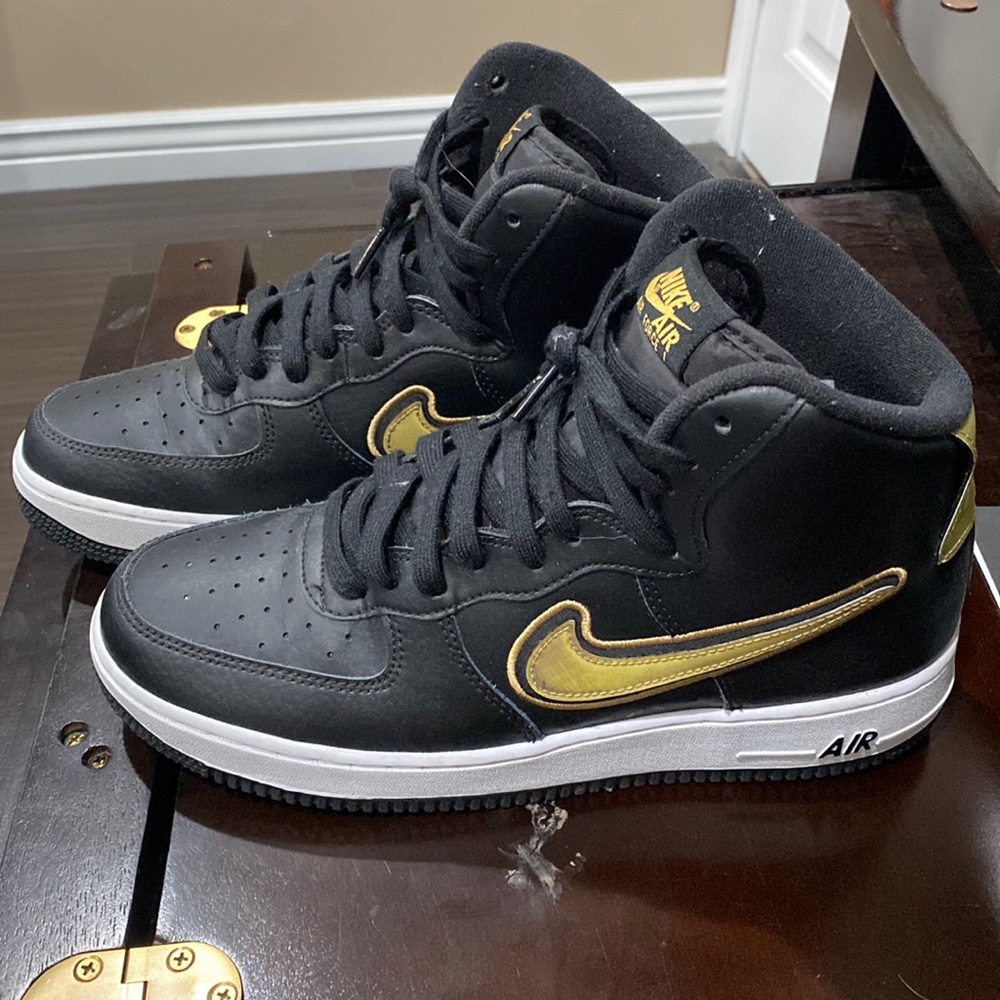 Nike Air Force 1 high ‘NBA Black Metallic Gold’